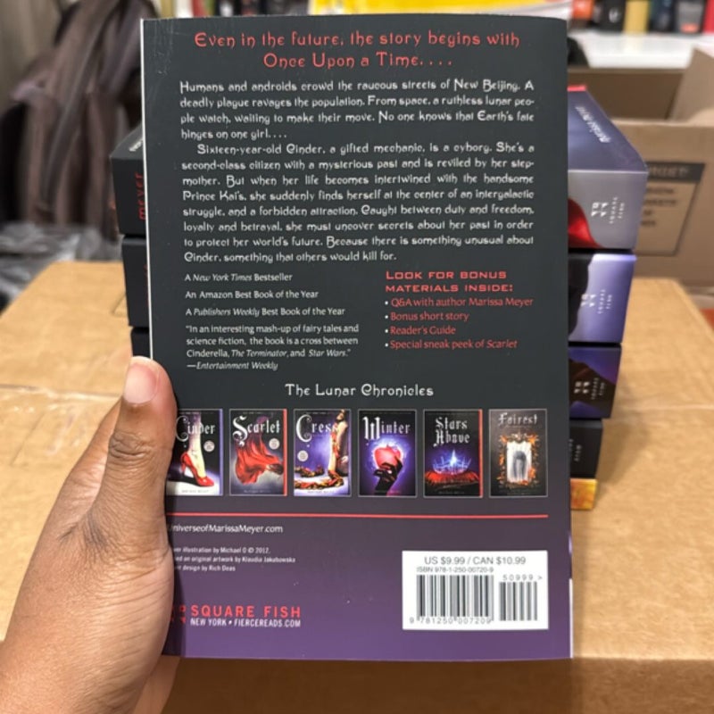 The Lunar Chronicles