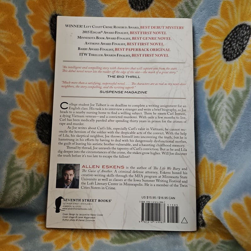 the-life-we-bury-by-allen-eskens-paperback-pangobooks