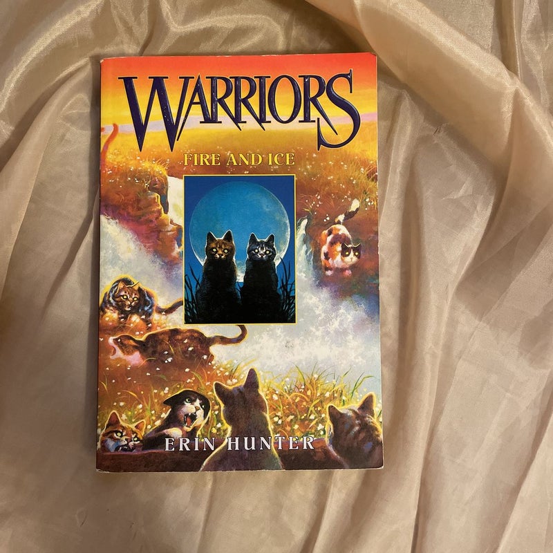Warriors #2: Fire and Ice by Erin Hunter, Paperback
