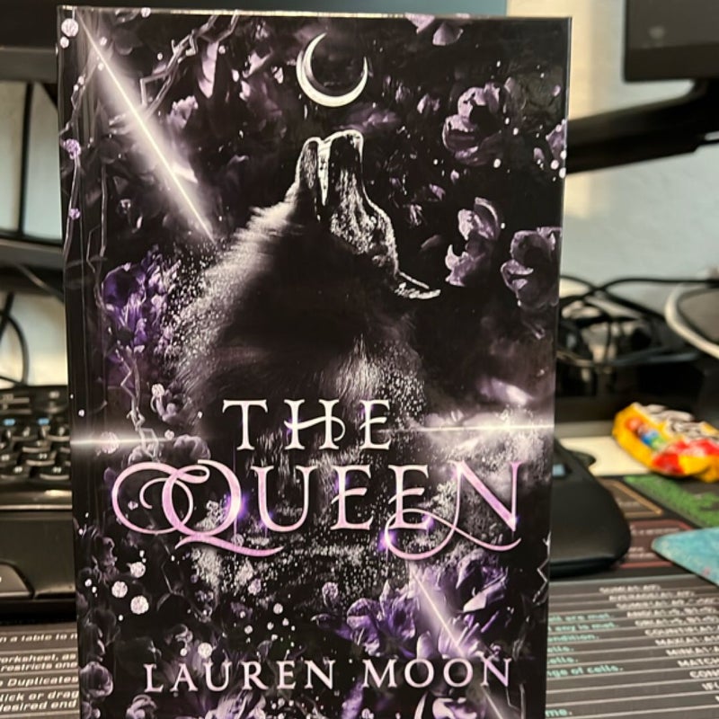 The Queen - Dark and Nerdy Book Box 