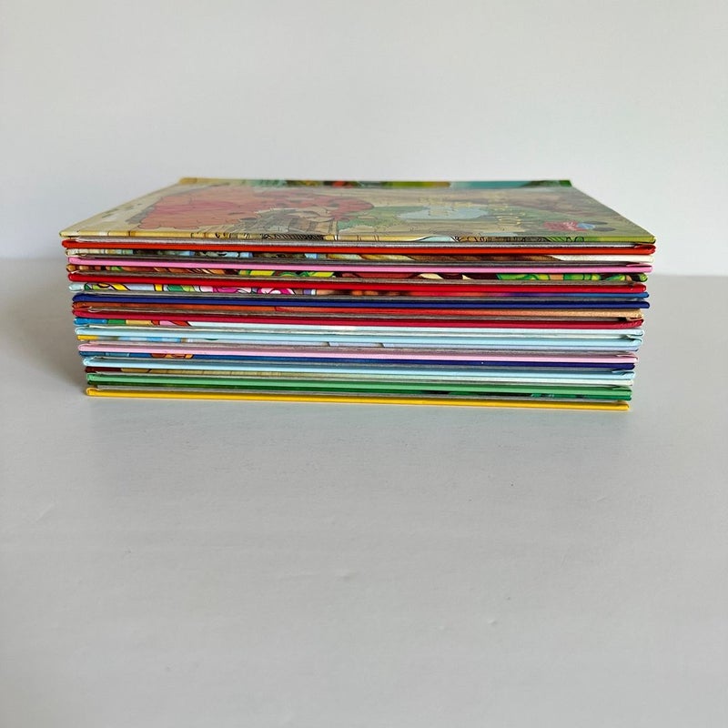Disney’s Wonderful World of Reading book bundle, 10 books