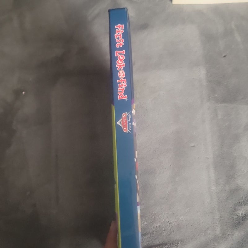 Disney Car 2 First Look and Find Book