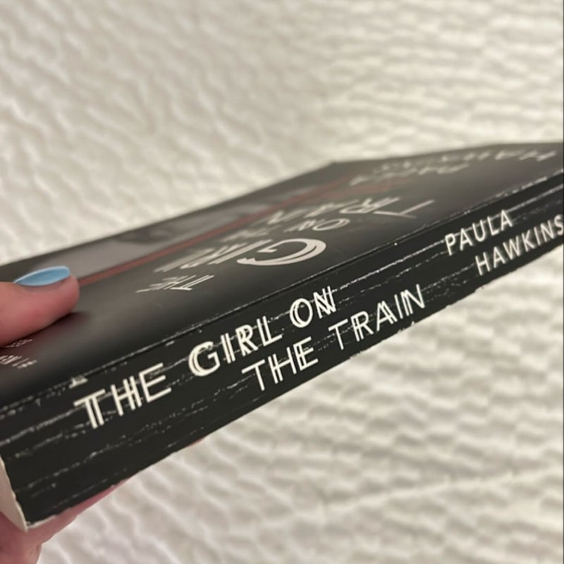 The Girl on the Train (Movie Tie-In)