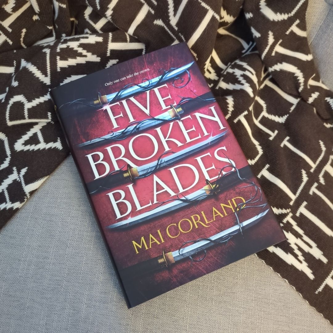 Five Broken Blades (Deluxe Limited Edition)