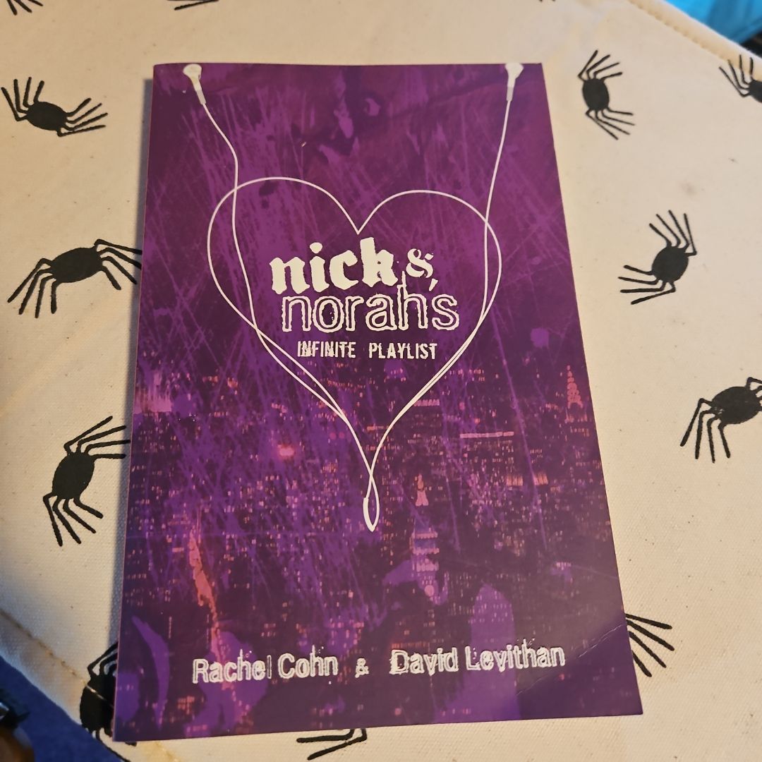 Nick and Norah's Infinite Playlist (Movie Tie-In Edition)