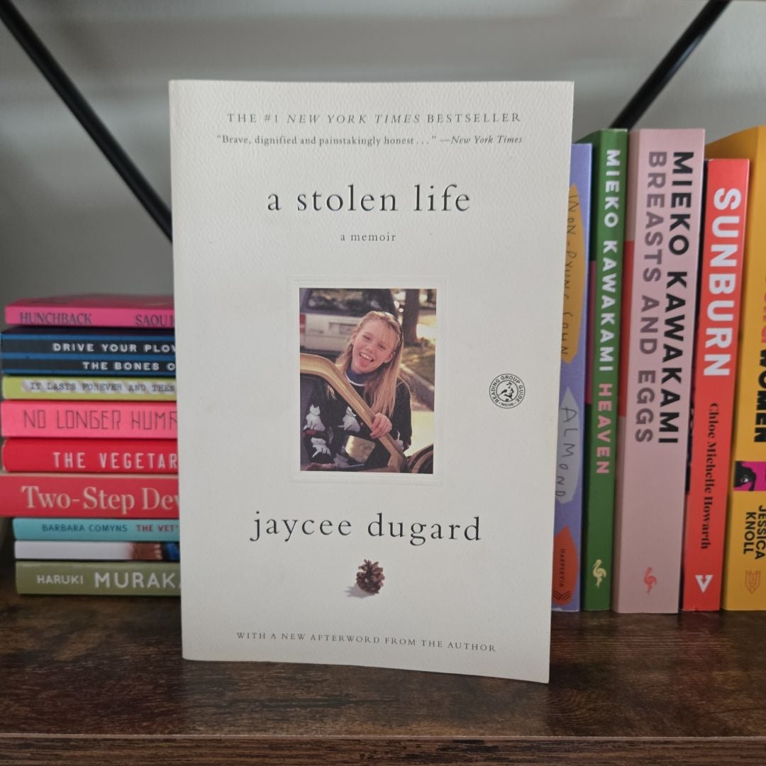 A Stolen Life by Jaycee Dugard, Paperback | Pangobooks