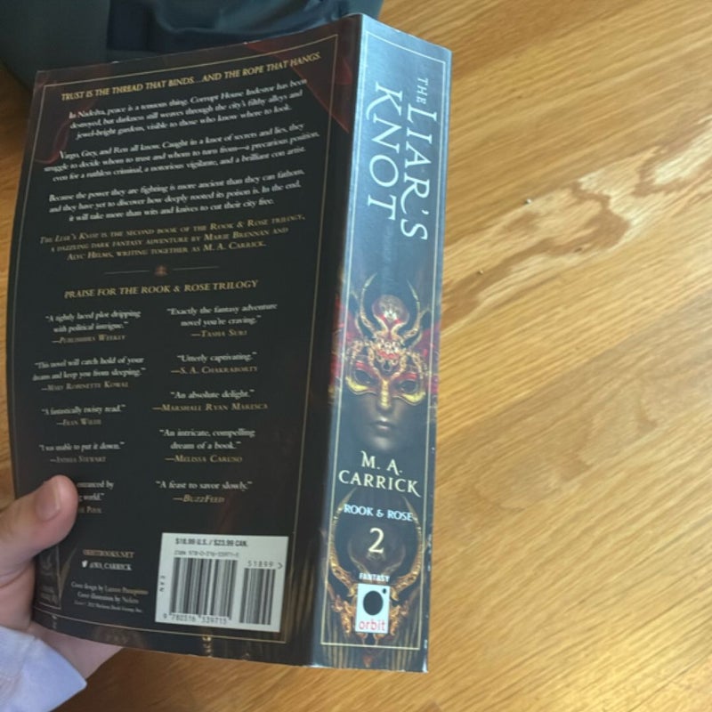 The Liar's Knot