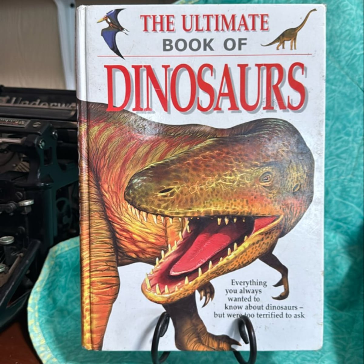 The Ultimate Book of Dinosaurs by