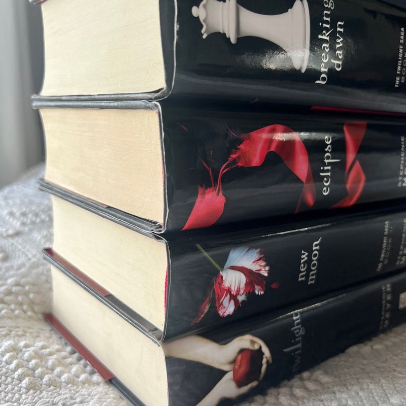 The Twilight Saga BUNDLE Books 1-4
