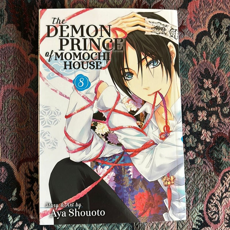 The Demon Prince of Momochi House, Vol. 8