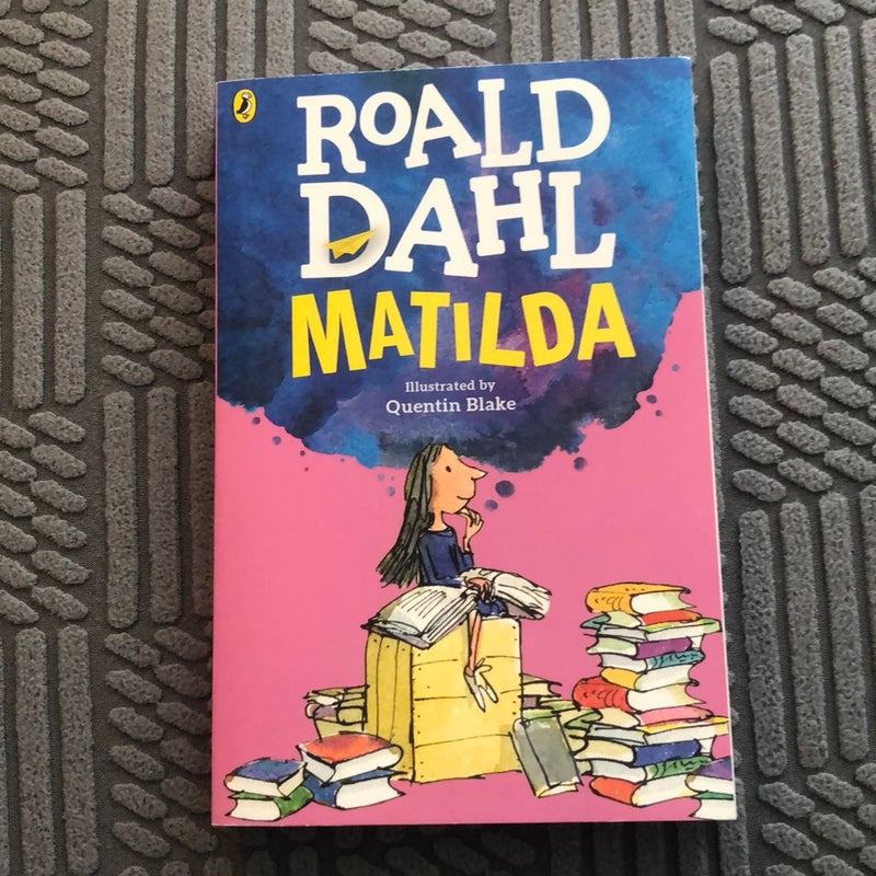 Matilda by Roald Dahl, Paperback