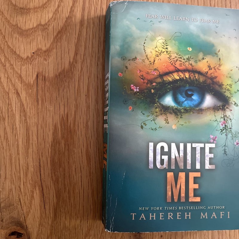 Shatter Me Series Books 1-4