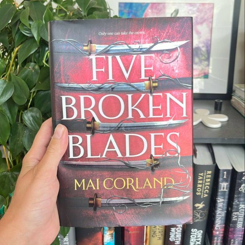 Five Broken Blades (Deluxe Limited Edition)