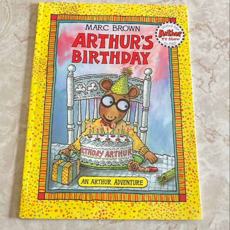 Bundle of 8 Arthur Books