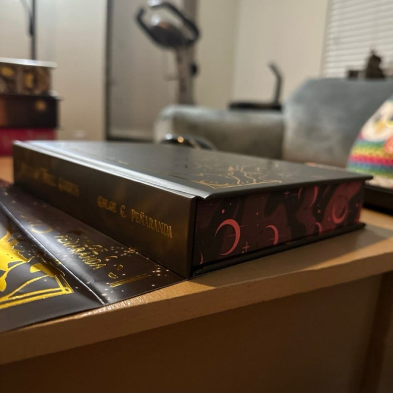 Bookish Box An Heir Comes to Rise Books 4 & 5 Signed