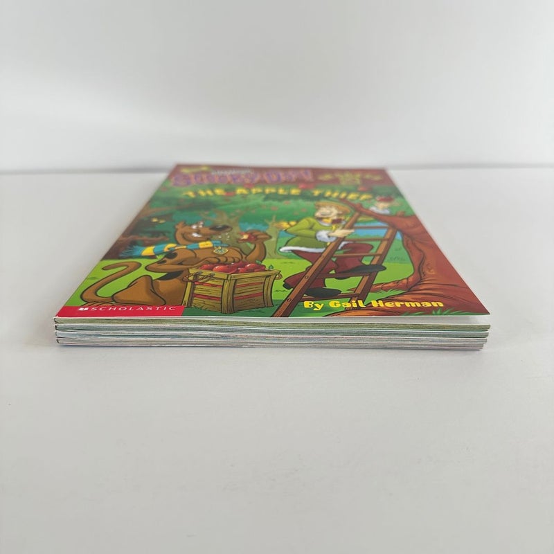 Scooby-Doo Book Bundle, 4 Books, Readers