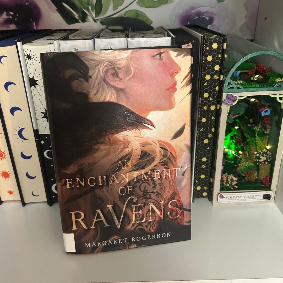 An enchantment of ravens by Margret Rogerson, Hardcover | Pangobooks