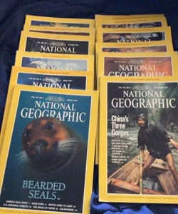National Geographic 12 vintage 90’s magazines