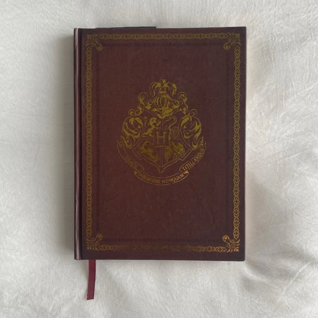 Harry Potter Notebook Journal 100 Lined Pages Hogwarts School Crest, Paladone