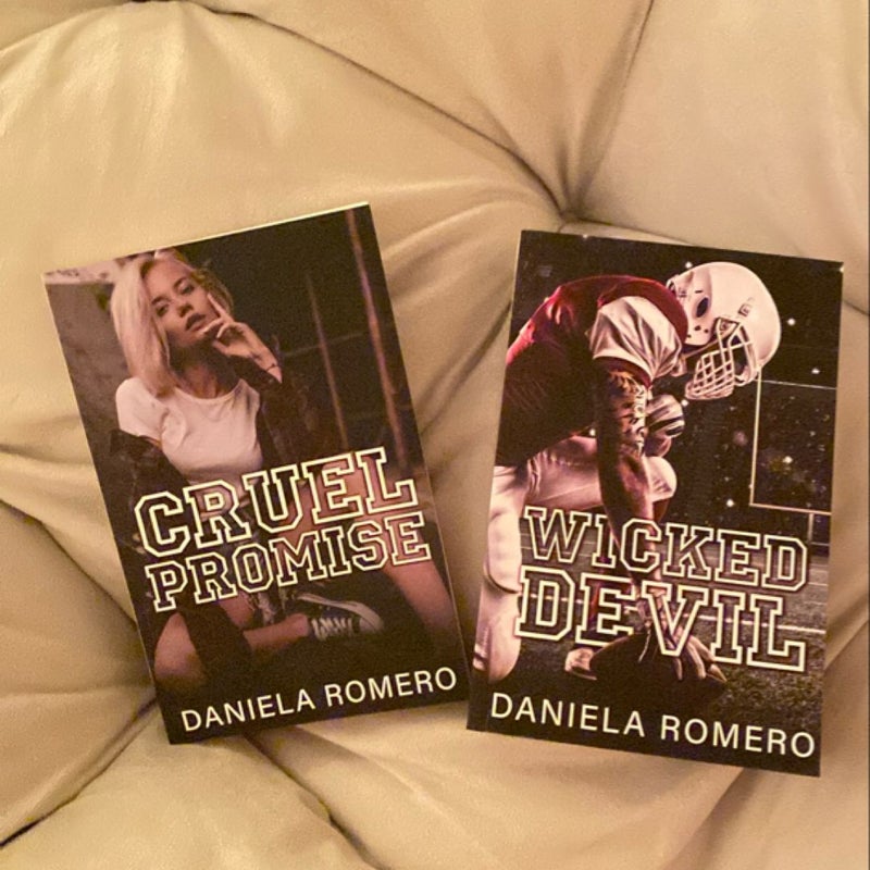 Wicked Devil and Cruel Promise Signing Exclusives