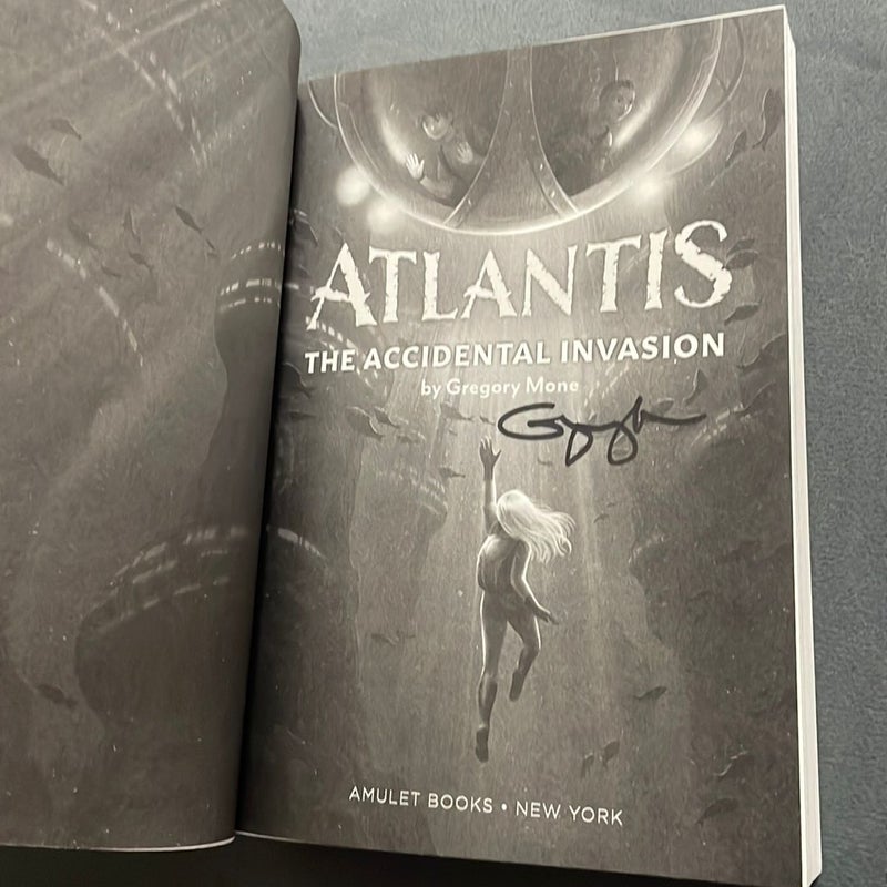 Atlantis: the Accidental Invasion (Atlantis Book #1)
