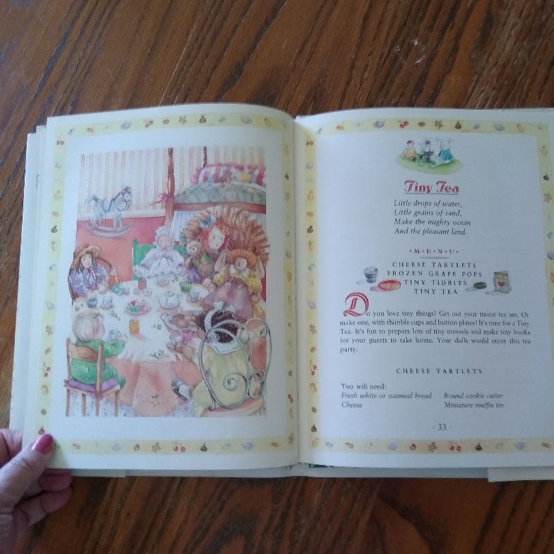 ⭐ The Tea Party Book