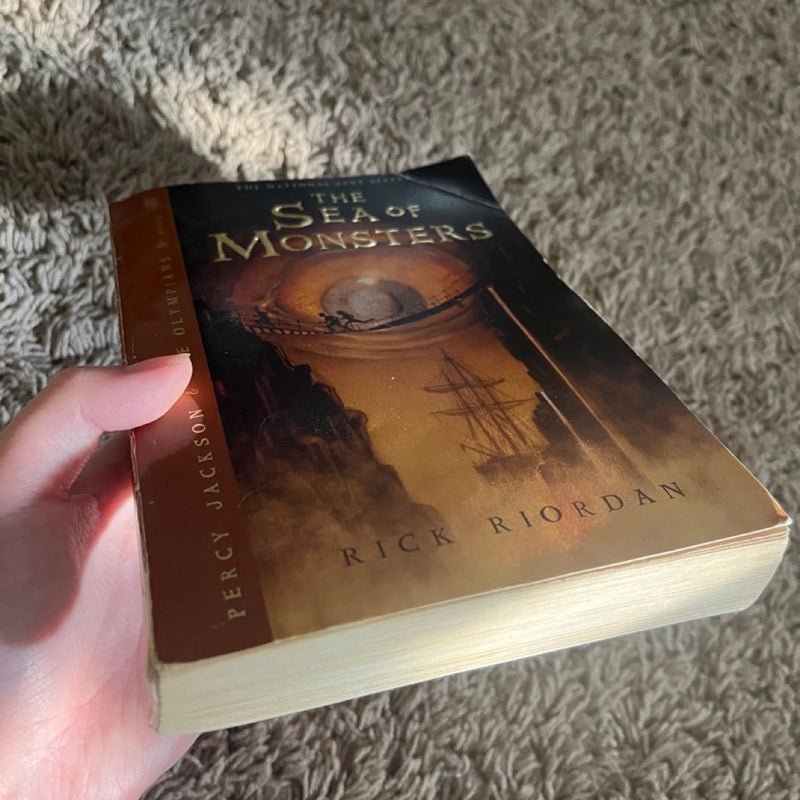 Percy Jackson and the Olympians, Book Two the Sea of Monsters (Percy Jackson and the Olympians, Book Two)