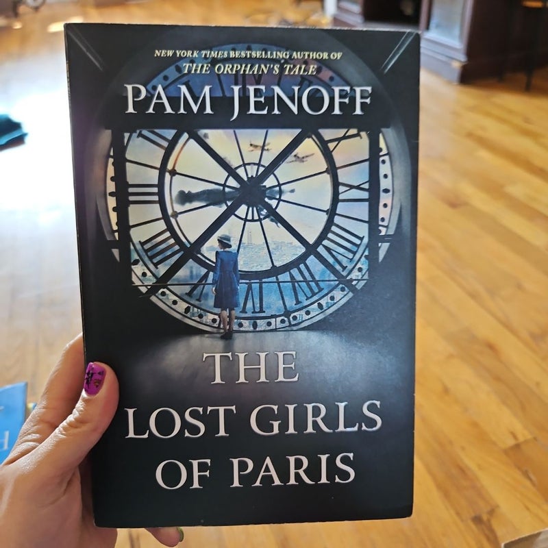 The Lost Girls of Paris