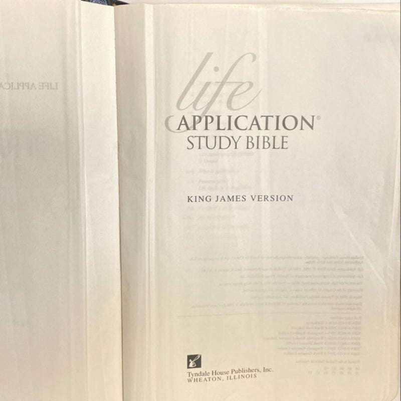 Life Application Study Bible