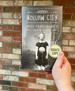 Hollow City (Signed Edition) 