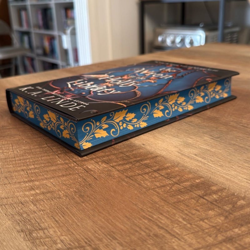 The Wren in the Holly Library (Deluxe Limited Edition)