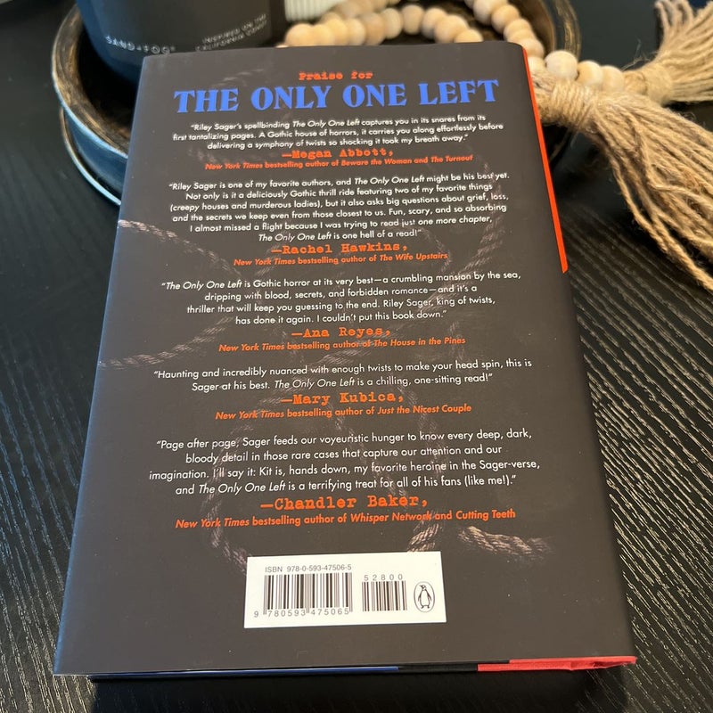 The only one left by Riley sager , Hardcover Pangobooks