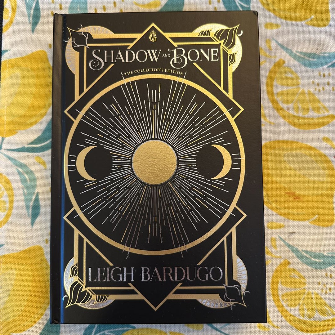 Shadow and Bone: the Collector's Edition