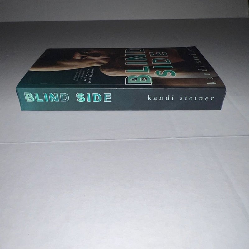 Blind Side - Kandi Steiner 