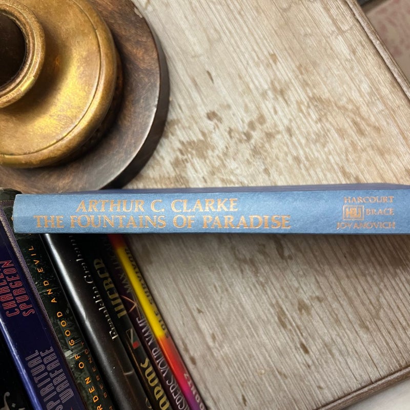 The Fountains of Paradise (1979 Hardback Book Club Edition)