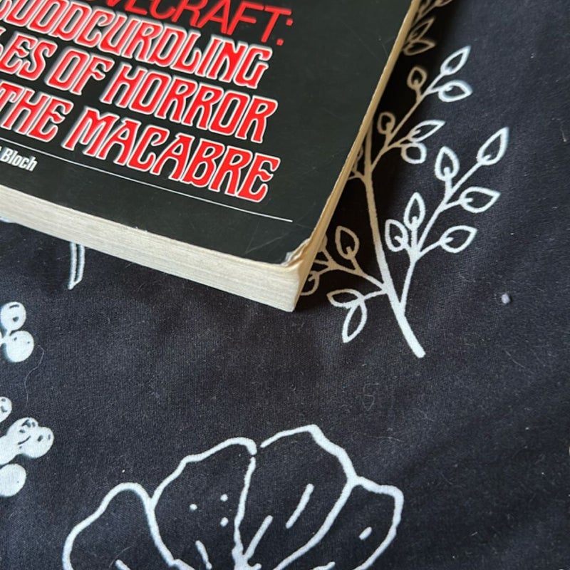 Bloodcurdling Tales of Horror and the Macabre: the Best of H. P. Lovecraft