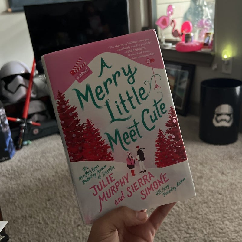 A Merry Little Meet Cute