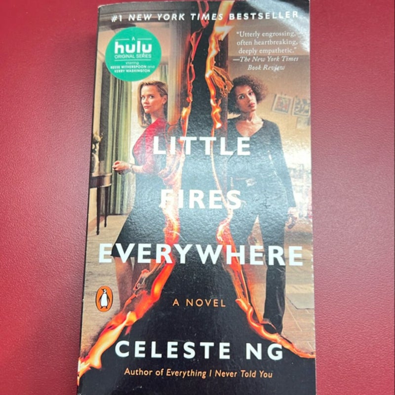 Little Fires Everywhere (Movie Tie-In)