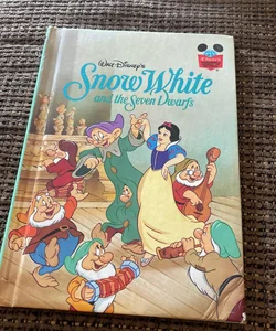  Walt Disney's Snow White and the Seven Dwarfs (Disney's Wonderful World of Reading)