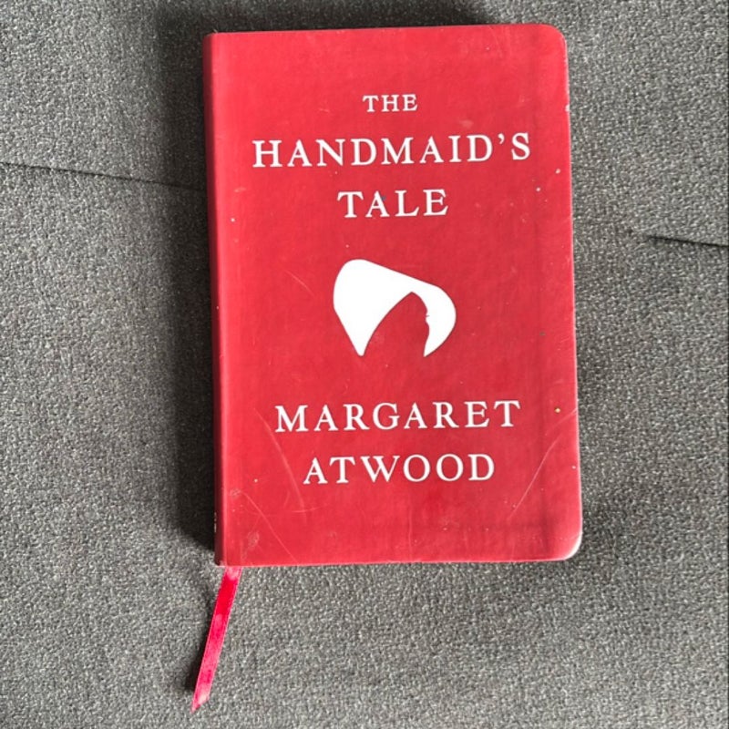 The Handmaid's Tale Deluxe Edition