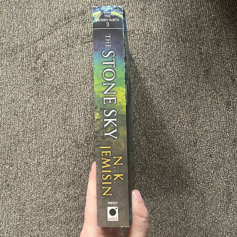 The Stone Sky by N. K. Jemisin, Paperback Pangobooks