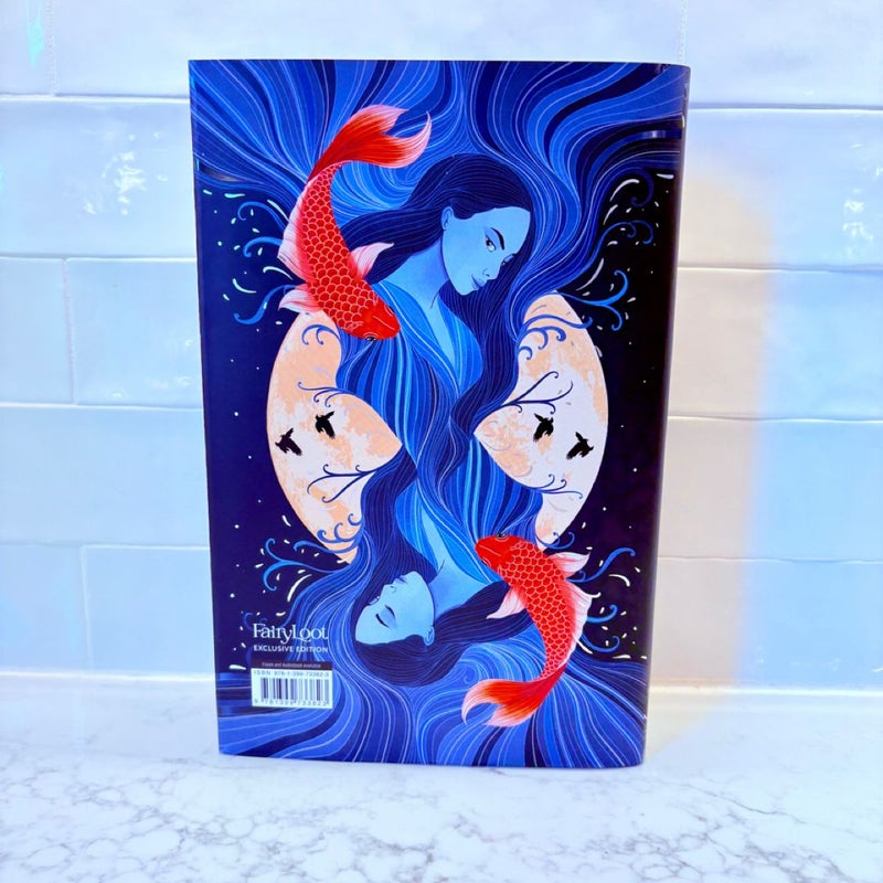 Fairyloot Exclusive Special Edition: The Girl With No Reflection