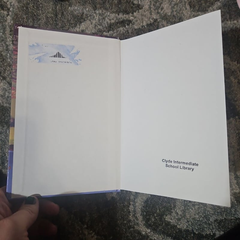 How to Stay Invisible by , Hardcover | Pangobooks
