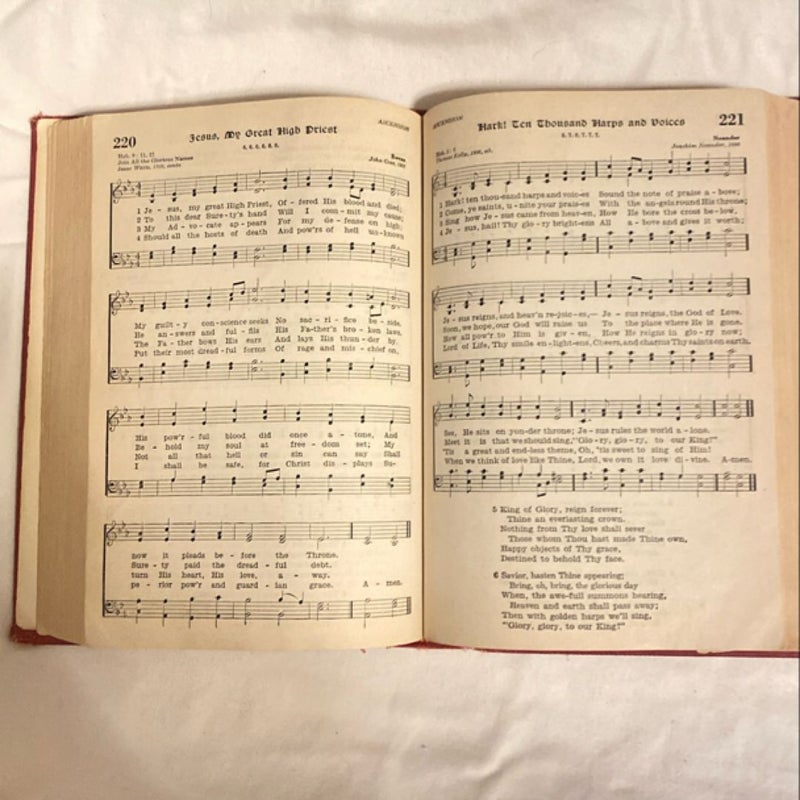 The Lutheran Hymnal