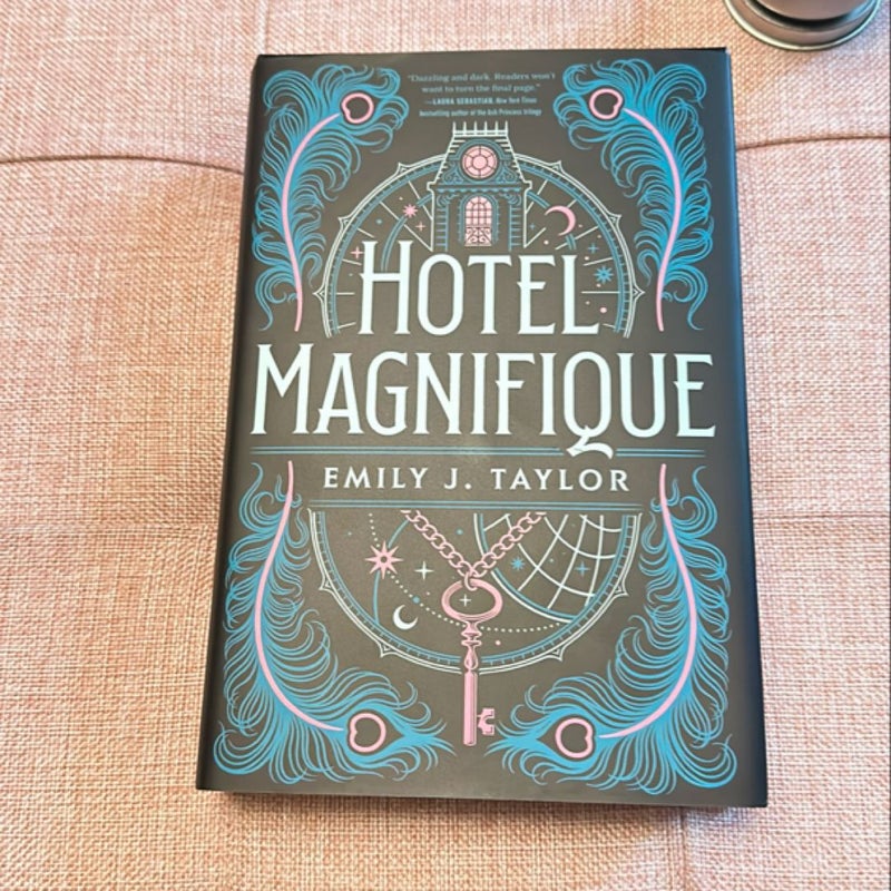 Hotel Magnifique