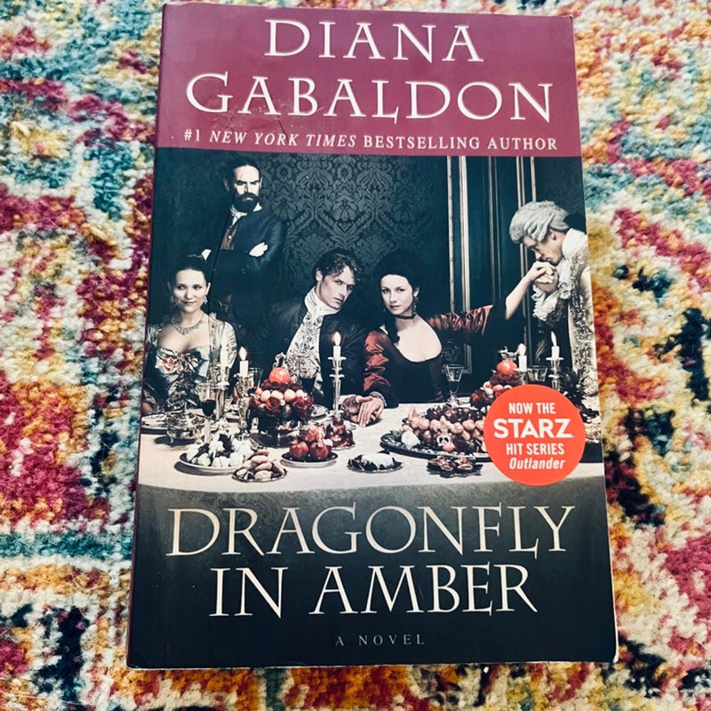 Dragonfly In Amber STARZ Tie-in Cover Large Trade Paperback EXCELLENT