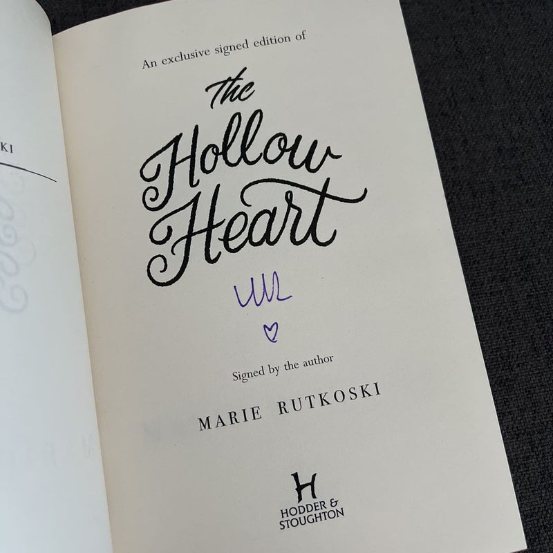 SIGNED The Hollow Heart (FairyLoot edition)
