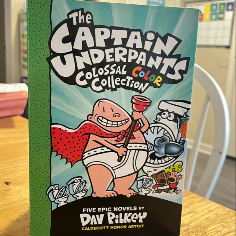 The Captain Underpants Colossal Color Collection (Captain Underpants #1-5 Boxed Set)