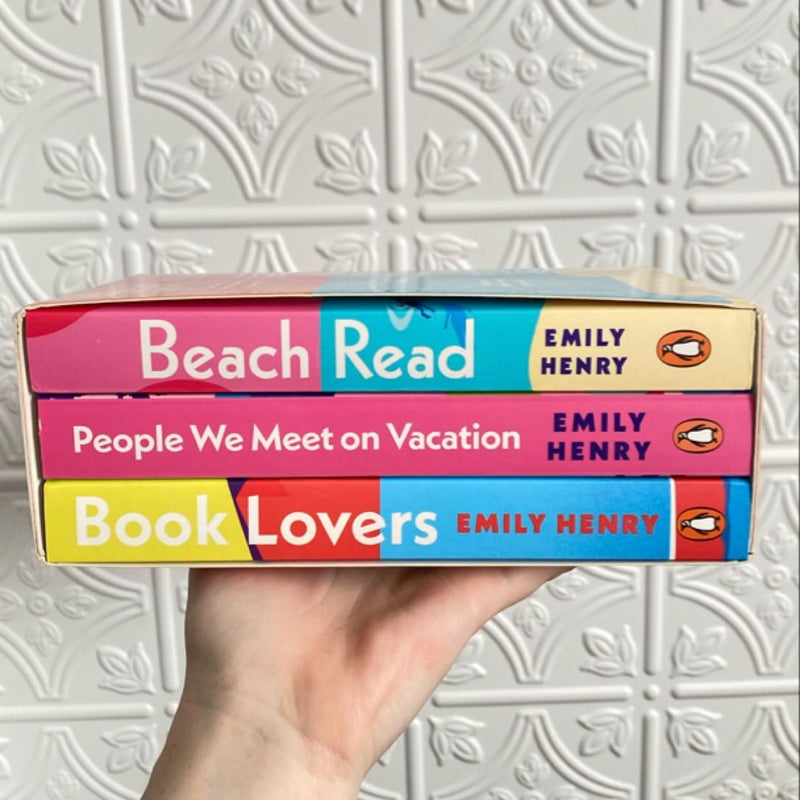 Emily Henry UK Book Lovers Beach Read People We Meet on Vacation