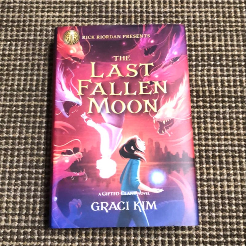 The Last Fallen Moon (a Gifted Clans Novel)